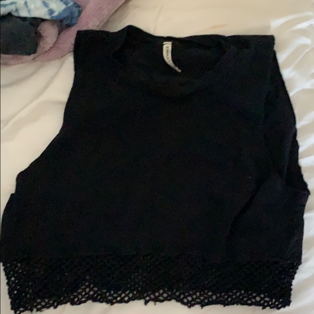 EMMA AND SAM FISHNET CROP